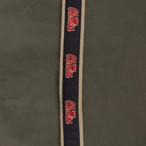 Vineyard Vines Leather Tab Belt Size 24 Waist